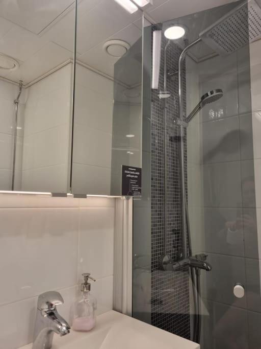 Apartment In The City Center 罗瓦涅米 外观 照片